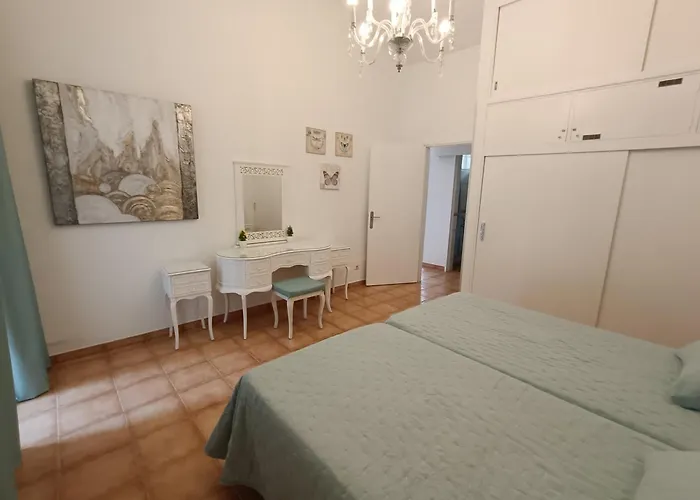 Torres De Yomely * 플라야데라스아메리카스