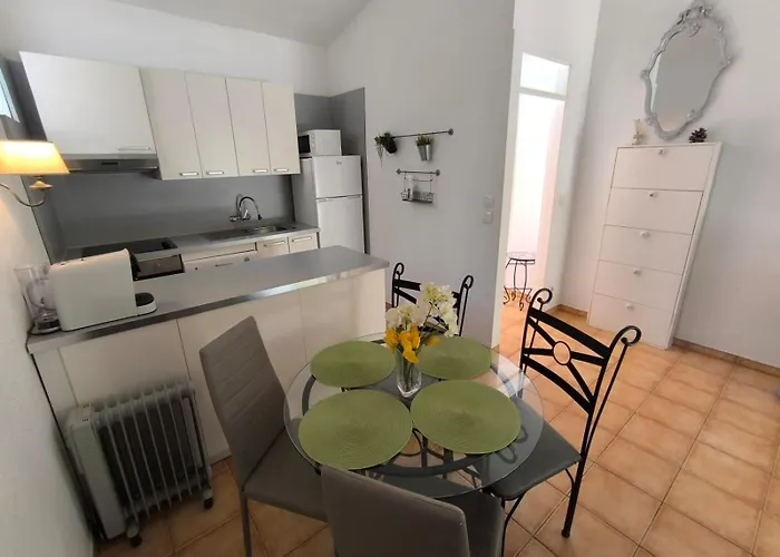 Torres De Yomely * 플라야데라스아메리카스